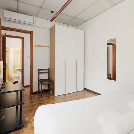 Guesthost - M3 Lodi Tibb-brenta Comfy Flat Apartment